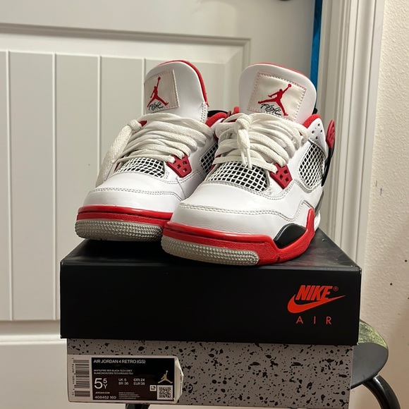 jordan 4 retro gs fire red